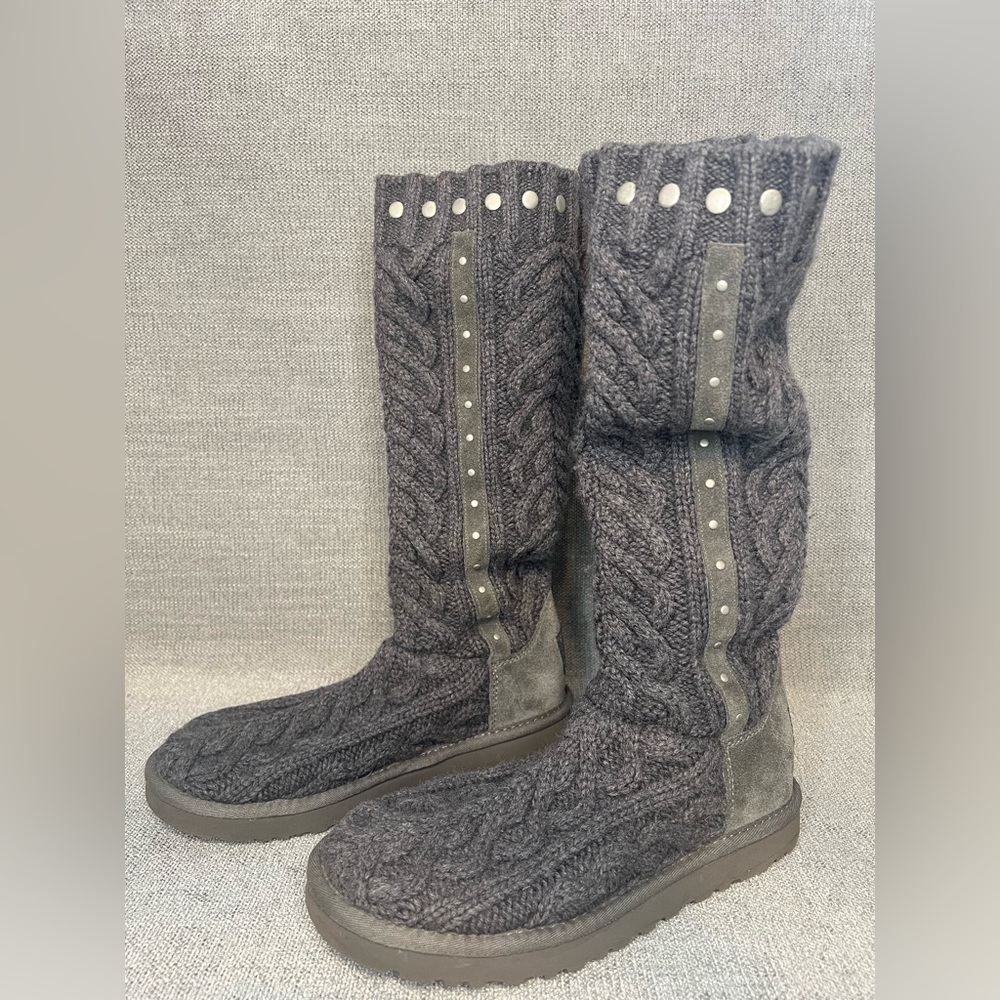 UGG Australian Feliciana women’s grey knit tall boots size 7